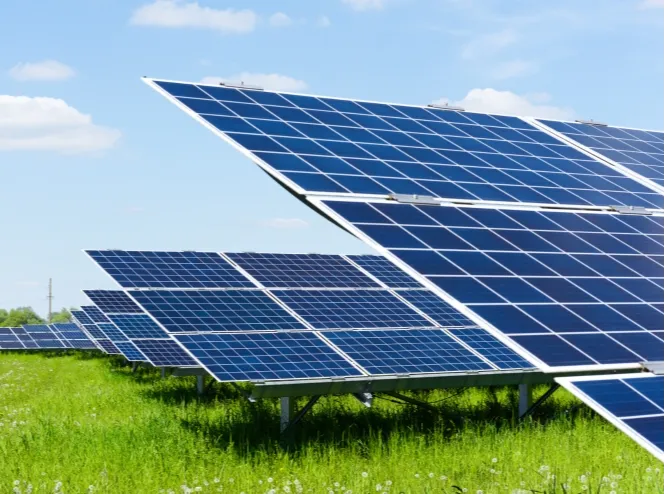 Is SR SOLAR ENERGY a Waaree authorised channel partner?